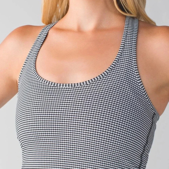 Lululemon Cool Racerback
Gingham Luon White Black - Picture 4 of 9
